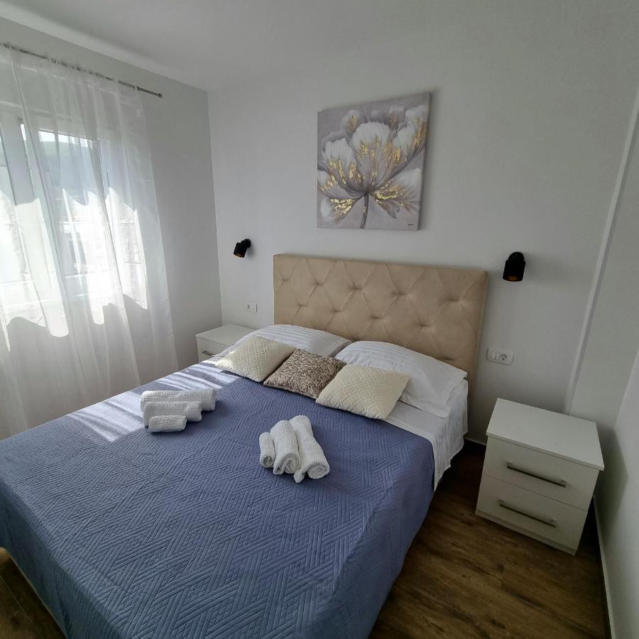 Apartments Happiness 特罗吉尔 外观 照片