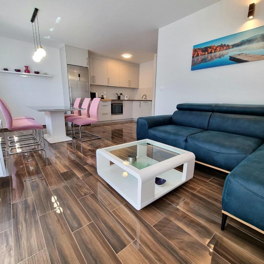 Apartments Happiness 特罗吉尔 外观 照片