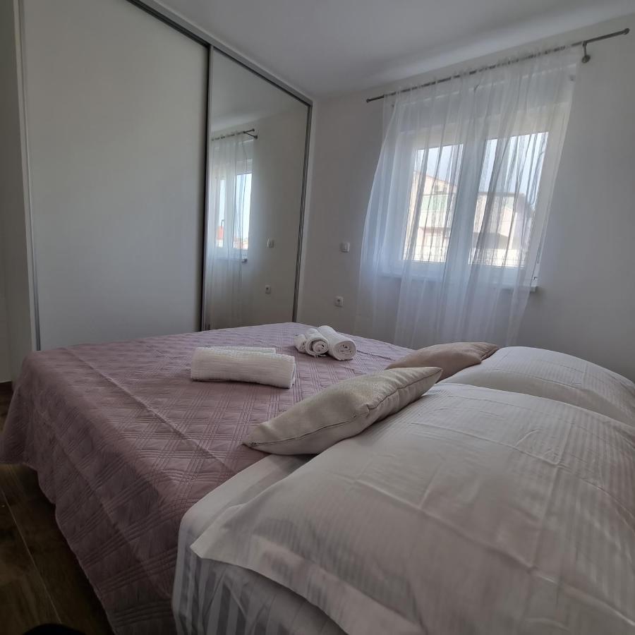 Apartments Happiness 特罗吉尔 外观 照片