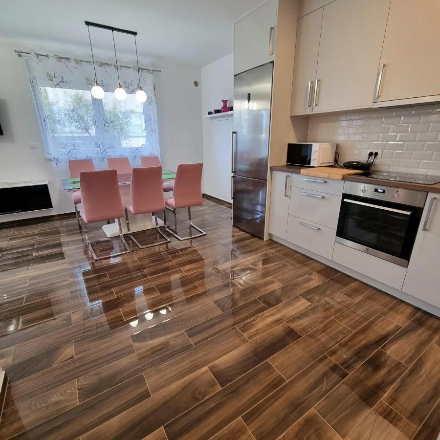 Apartments Happiness 特罗吉尔 外观 照片