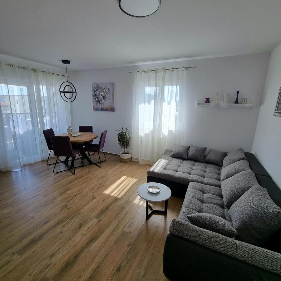Apartments Happiness 特罗吉尔 外观 照片