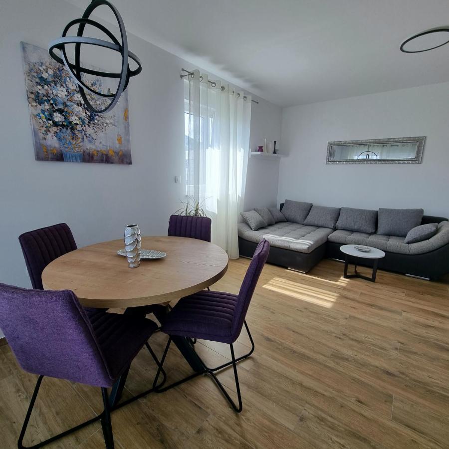 Apartments Happiness 特罗吉尔 外观 照片