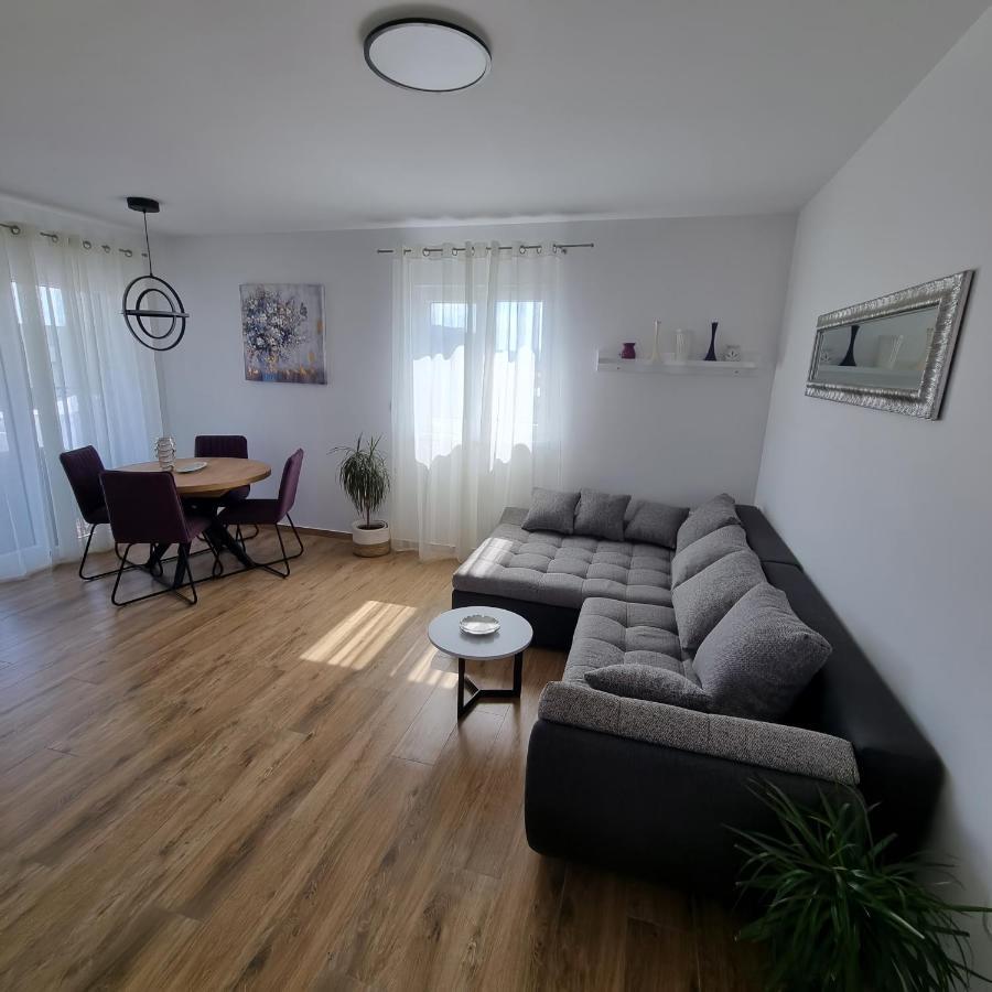 Apartments Happiness 特罗吉尔 外观 照片